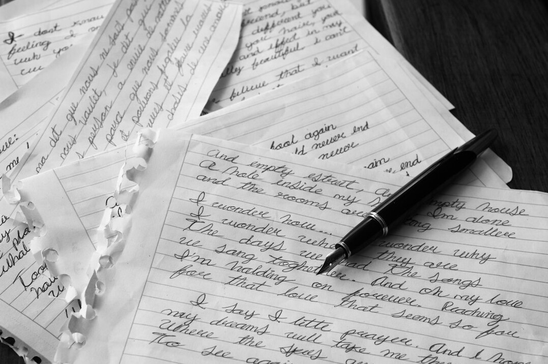 investigator writing notes